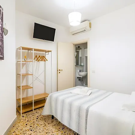 Hotiday Ortigia Opera 3* Syracuse