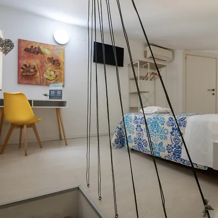 Hotiday Ortigia Opera