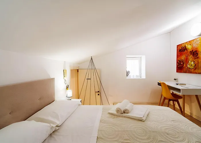 Affittacamere Hotiday Ortigia Opera 3*