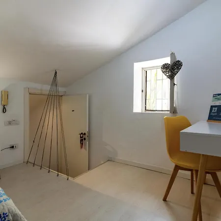 Hotiday Ortigia Opera