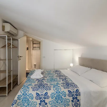 Hotiday Ortigia Opera Pensión